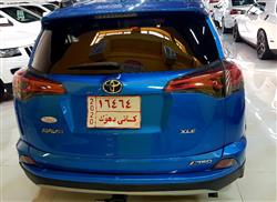 تۆیۆتا ڕاڤ 4